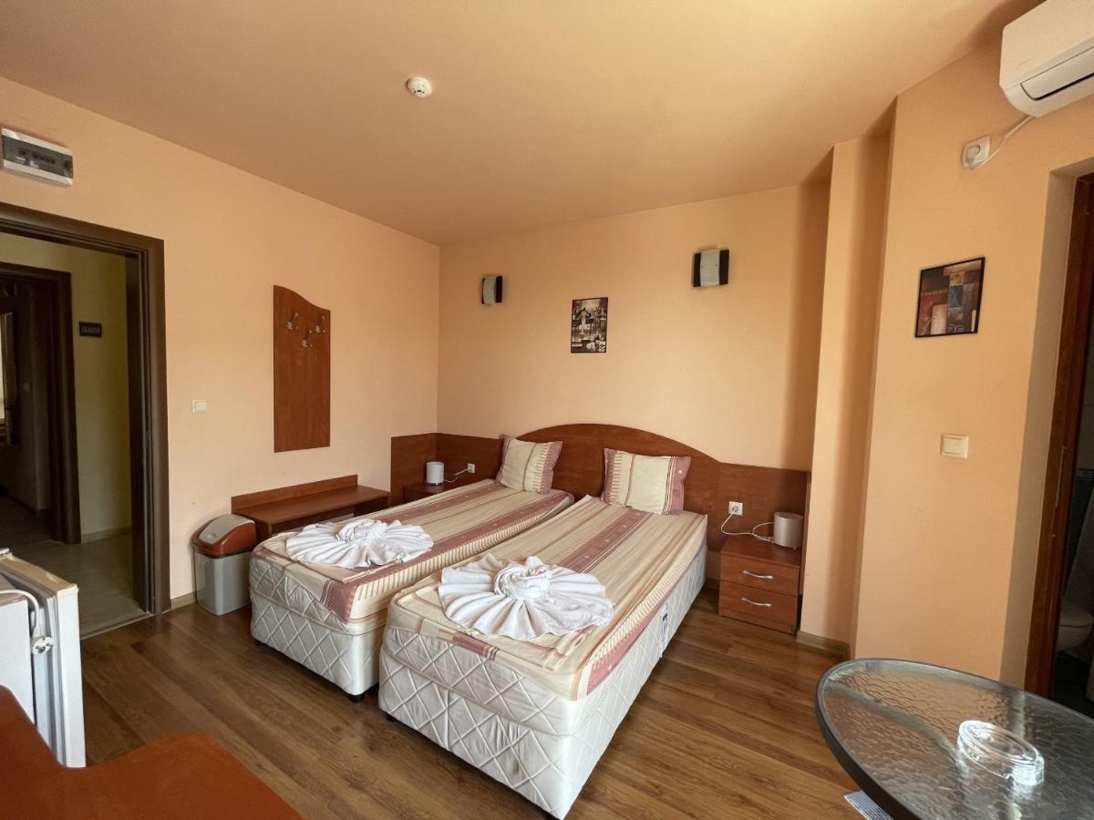 Hotel Vega Kranevo Extérieur photo