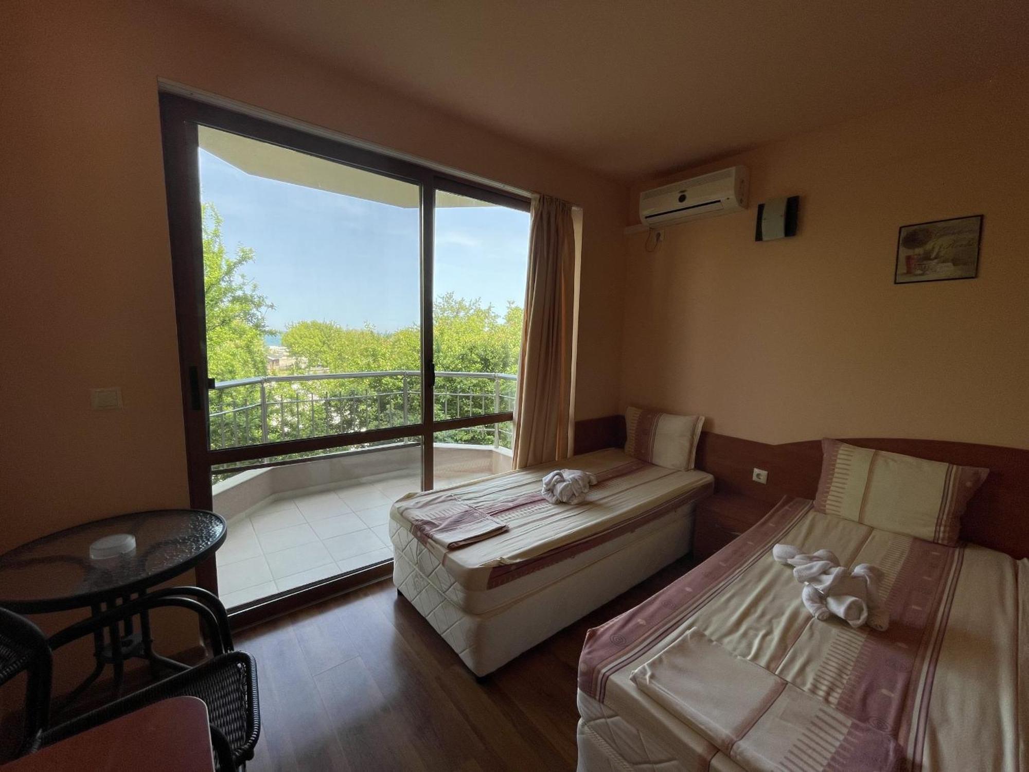 Hotel Vega Kranevo Extérieur photo